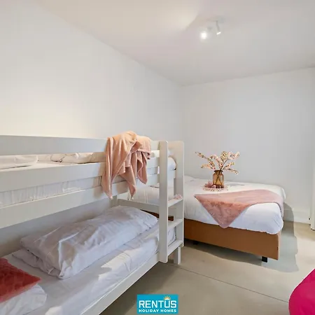 Kariss I - Hip And Trendy In Apartment